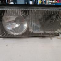 Faro sin. Lancia Gamma 2.0 berlina 