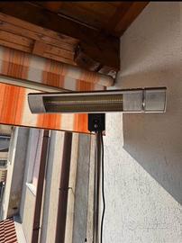 LAMPADA RISCALDANTE CON TELECOMANDO