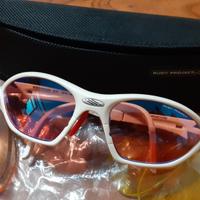 Occhiali Rudy e selle