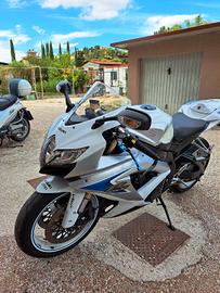 Suzuki Gsxr 600 k8