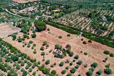 Caniga. Casa indipendente con terreno