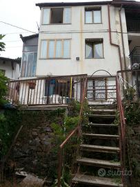 Nel canavese casa semindipendente da privato