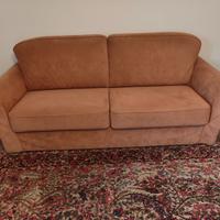 Divano tre posti