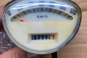 Contakm vespa primavera/et3