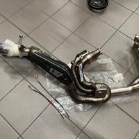 Kit scarico completo valvola scarico V4 SBK