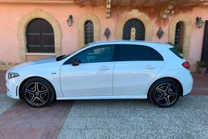 MERCEDES A 250 Plug-in Hybr Premium Plus AMG Line
