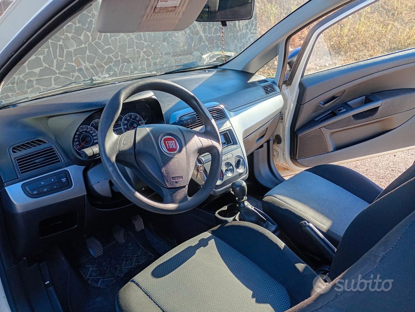 Fiat Punto 2013 photo 4