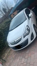 Opel corsa 1200 gpl