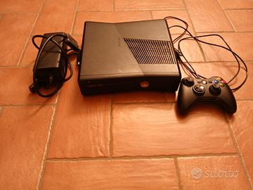 Xbox 360 completa+controller+6 giochi
