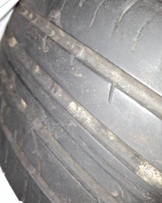 Gomme 215 55 r28 95h