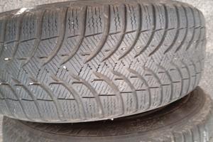  4 gomme invernali buoni 185/65 R15 M+S