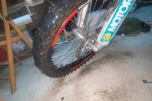Cerchi enduro beta 50+trasmissione+dischi+gomme
