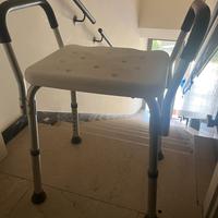 Sgabello per doccia
