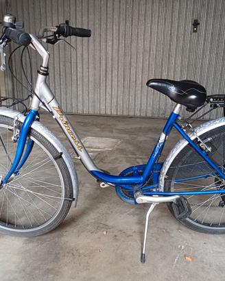 Bicicletta donna con cambio shimano