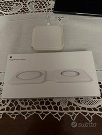 MagSafe Duo Charger Apple