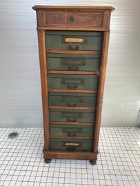 Mobile schedario antico primi 900