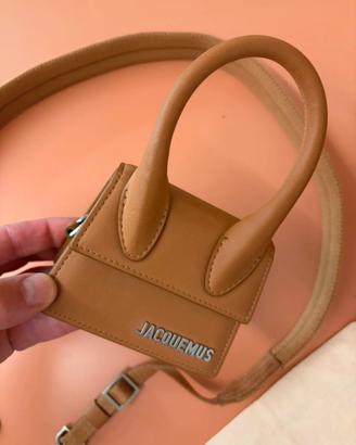 Le Petite chiquito jacquemus