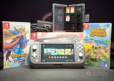 Nintendo Switch Lite + 3 Giochi + Cover + Custodia