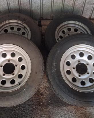 Ruote Jimny complete di cerchi