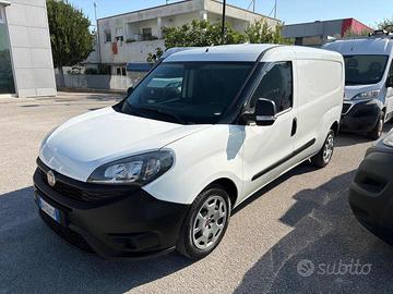 FIAT DOBLO' 1.6 MJT MAXI 105 CV 3 posti LOUNGE