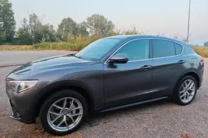 Alfa Stelvio 210cv q4 executive 