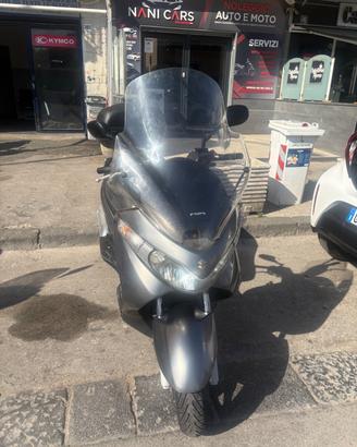 Suzuki Burgman 200