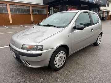 Fiat punto 1.2 benzina neopatentati
