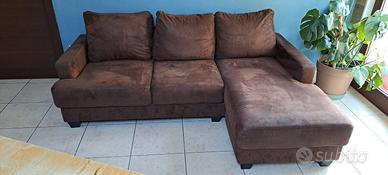 Divano angolare con penisola a destra 3/4 posti