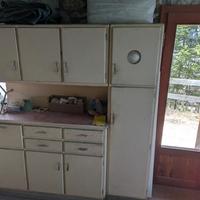 vetrina vintage dispensa anni 60