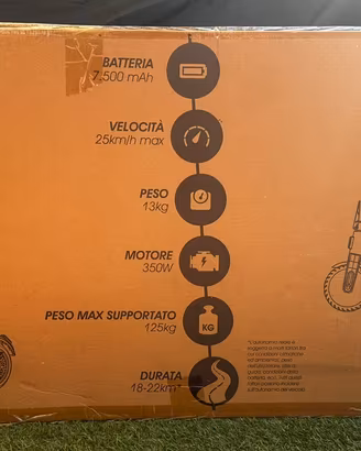 Monopattino Nuovo inscatolato