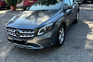 Mercedes GLA Sport 2017 , 136cv, 2.0