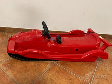 Slittino alpen race rosso