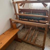 telaio moderno per tessere a mano