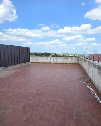 Immobile di 230 m² con 2 locali a Pecetto Torinese