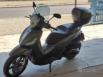 Beverly 350 novembre 2019