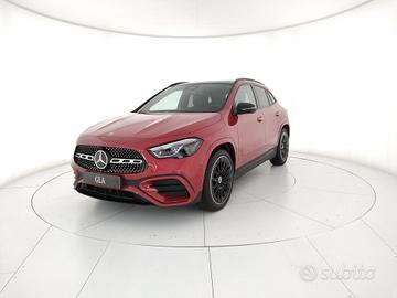 MERCEDES-BENZ GLA 200 d