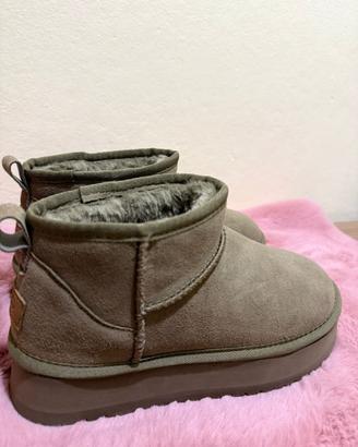 ugg mini platform