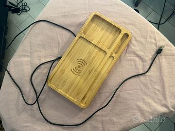 Base ricarica wireless in bamboo con organizer
