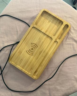Base ricarica wireless in bamboo con organizer