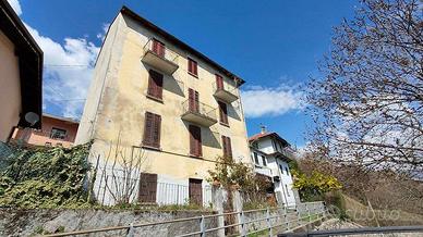 CASA DA RISTRUTTURARE IN ZONA COLLINARE