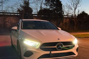 MERCEDES BENZ CLASSE A 180 D - AUTOMATIC ADVANCED