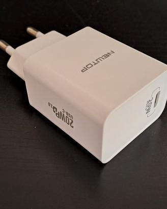 Caricabatterie NEWTOP