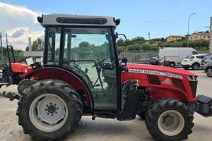 Trattore Massey Ferguson 3710 GE