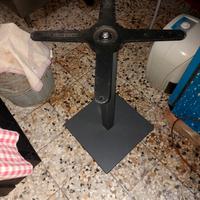 Tavoli con plancia e sedie in ecopelle