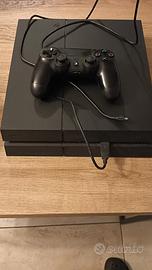 PlayStation 4  + un controller+ gioco injustice 2