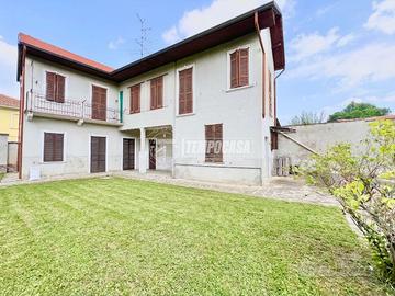 Casa indipendente con negozio, monolocale, giardin