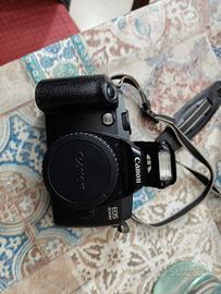 Macchina fotografica automatica Canon EOS 5000.