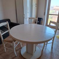 tavolo e 3 sedie