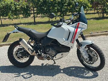 Ducati desert x del 2022