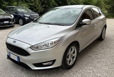 FORD Focus 5 P 1.0 EcoBoost 100 CV S&S Business